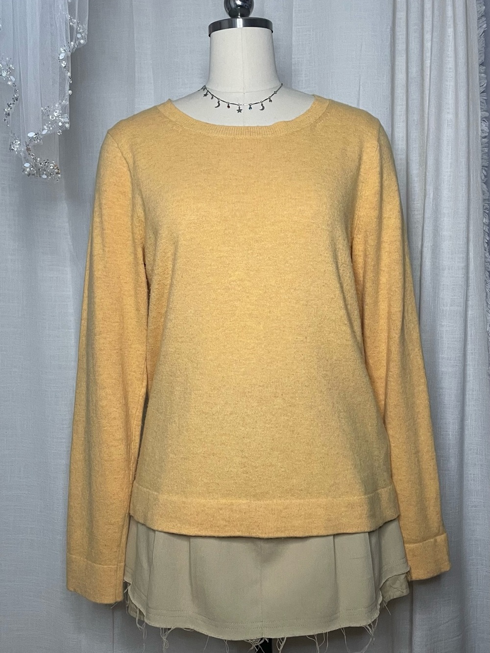 💛J. Crew Teddie - Yellow Crew Neck Sweater Size M